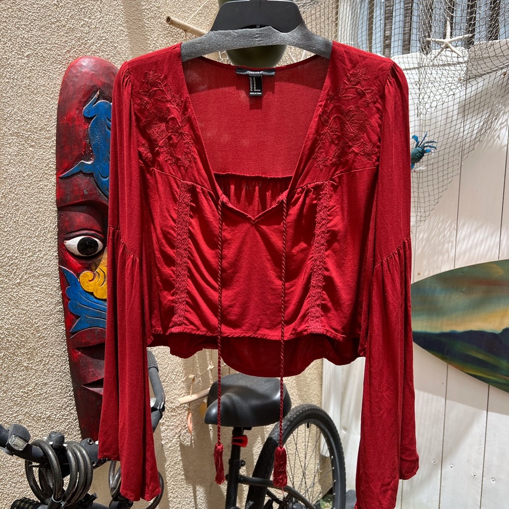 F21 boho peasant top size M